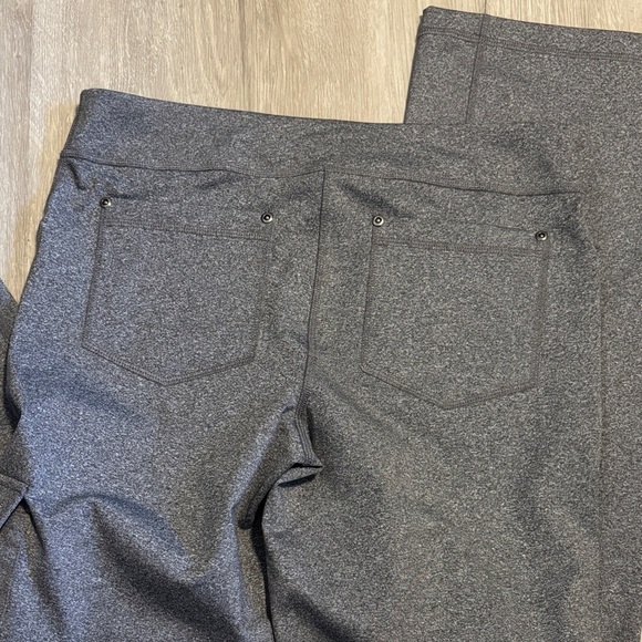 Athletic Works Women's Straight Leg Pants in Charcoal - Picture 3 of 6